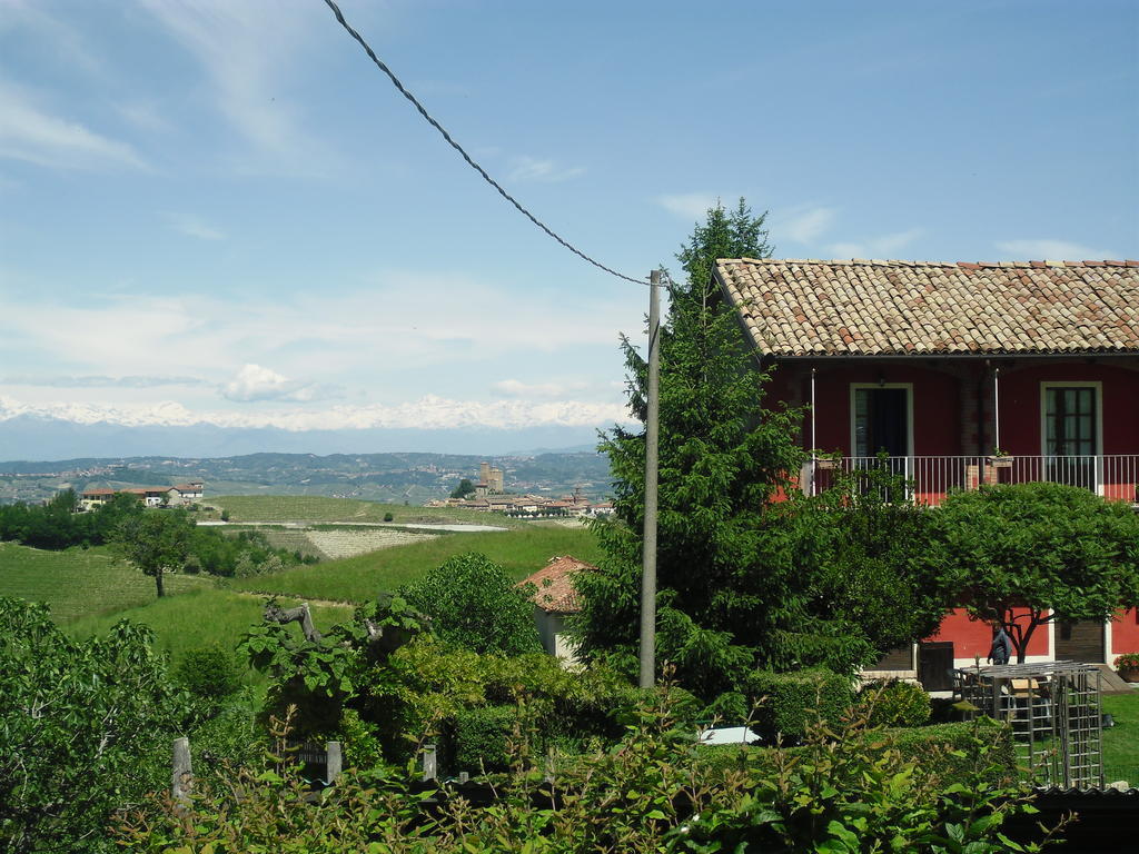 Bricco Del Gallo Sinio Buitenkant foto